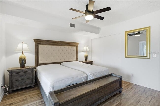 Building Photo - 2400 Franciscan Dr