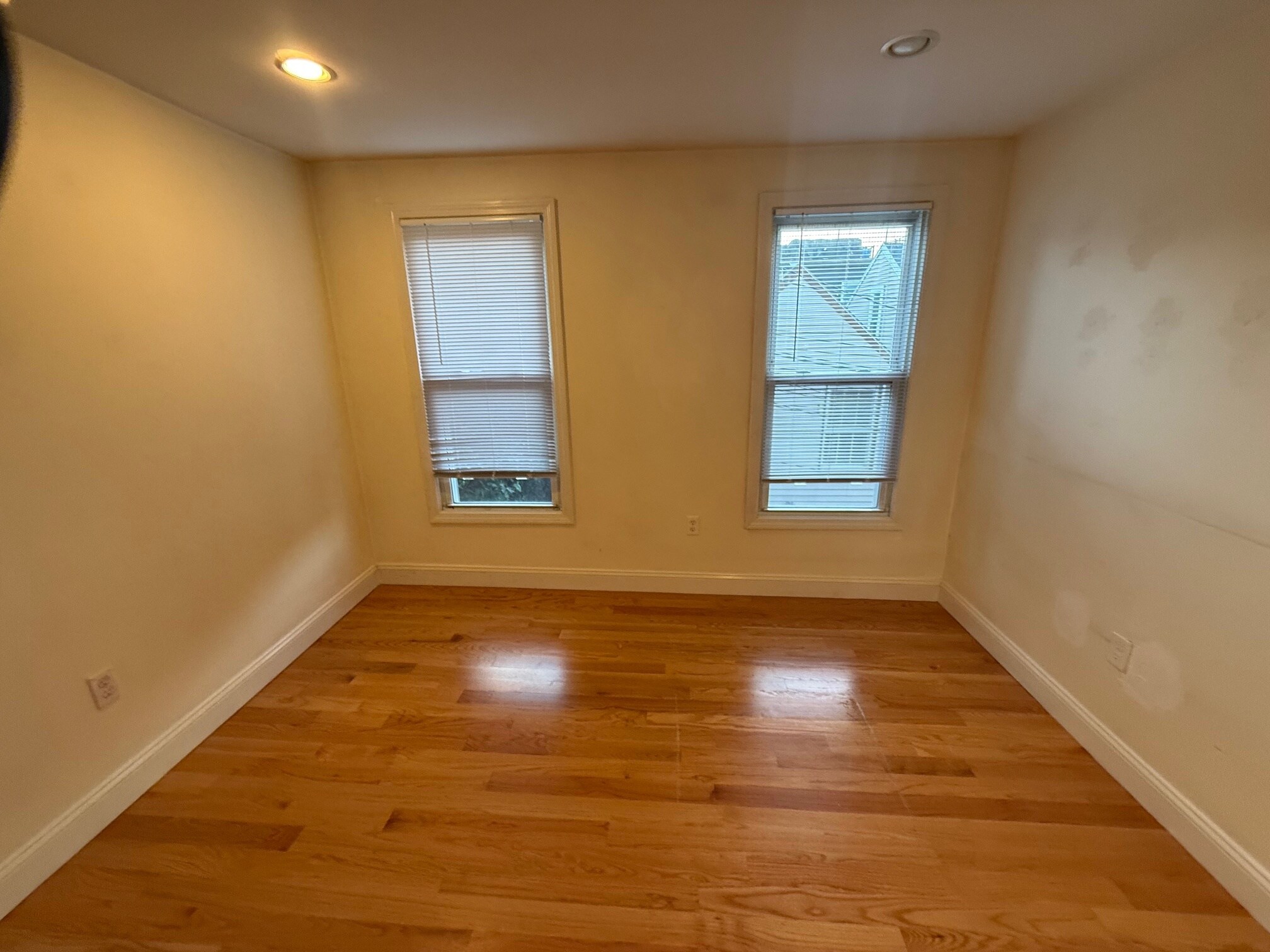 Building Photo - 12 Cheever Ct