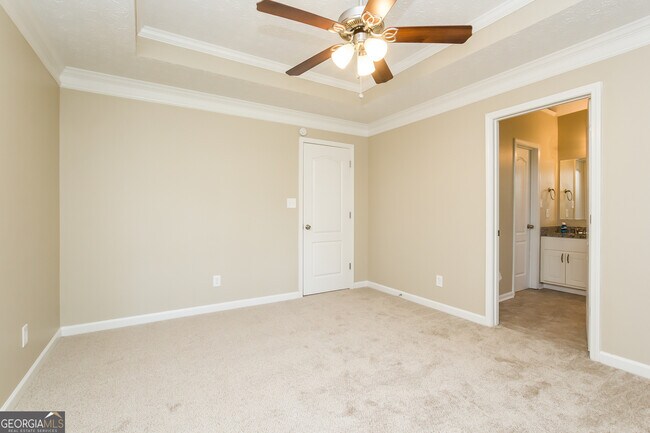 Building Photo - 308 Barr Cir