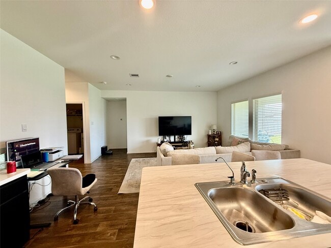 Building Photo - 5130 Cherry Tallow Trl