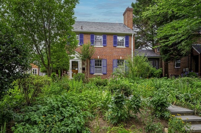 Building Photo - NW DC - Timeless Elegance Meets Modern Comfort in AU Park (with Pool!)