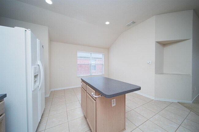 Building Photo - 20547 Upland Fair Ln