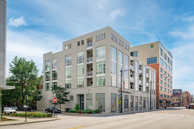 Primary Photo - 1545 W North Ave