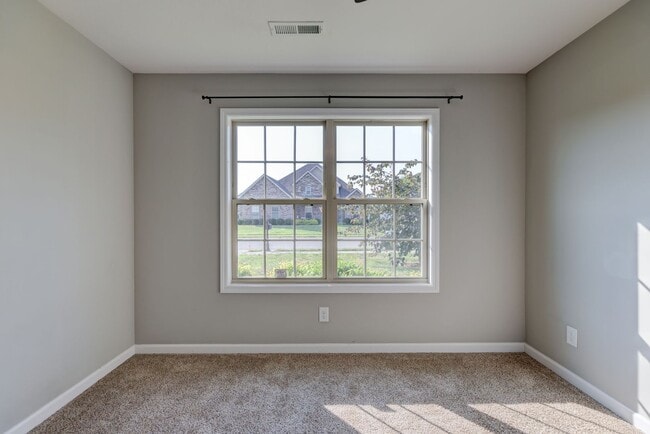 Building Photo - 1008 Meadowview Ln