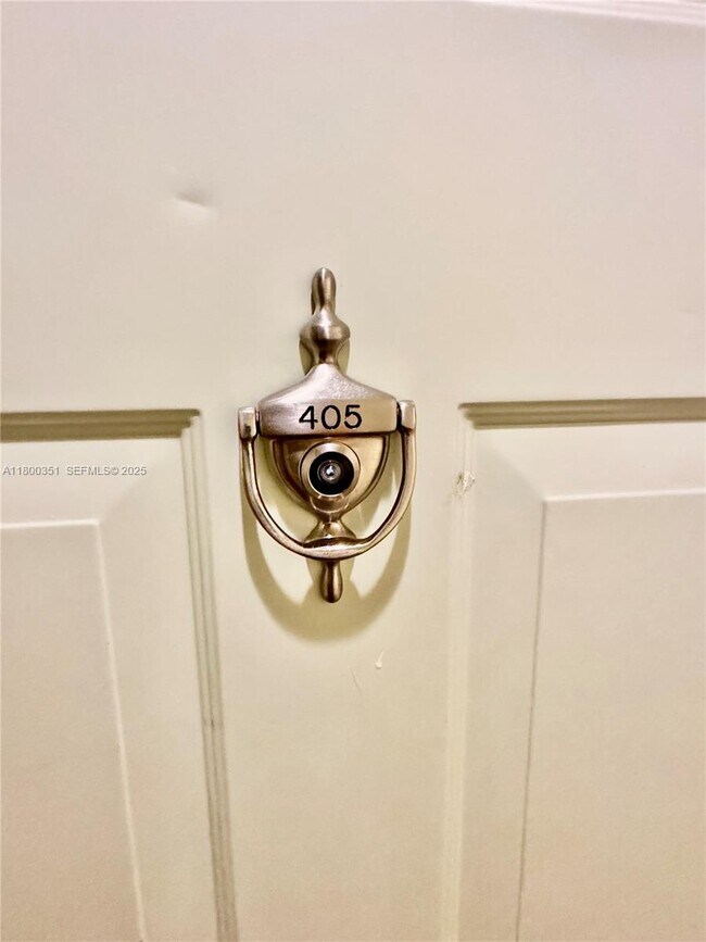 Building Photo - 2080 S Ocean Dr