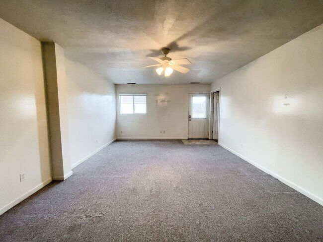 Building Photo - Yorktown School District