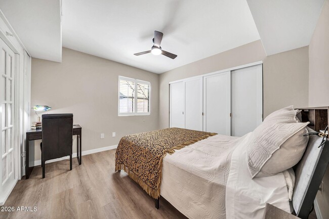 Building Photo - 7368 E Pleasant Run