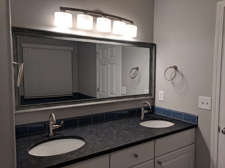Master Bath Double Vanity - 1913 Crestview Dr