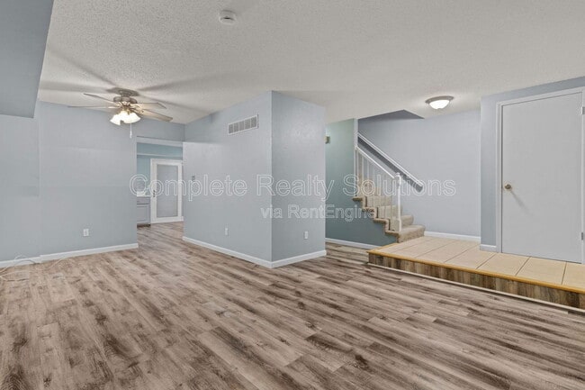 Building Photo - 26 Timberbrook Dr
