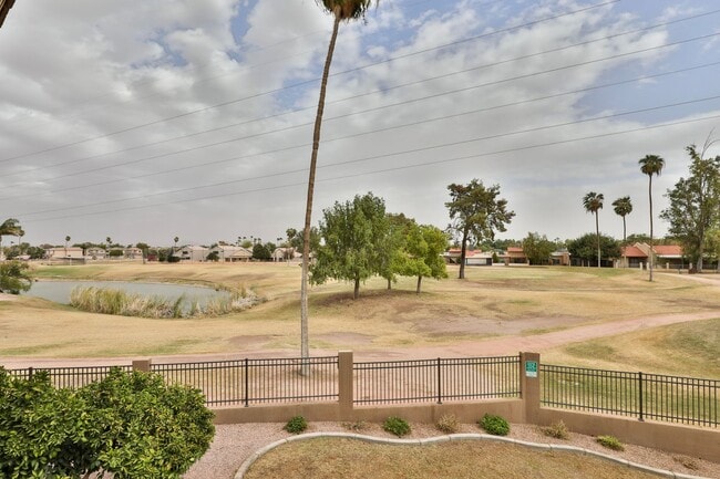 Building Photo - Stylish Mesa Condo with Modern Comforts & Prime Location