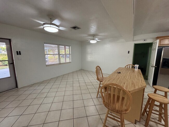 Building Photo - 5299 32nd Terrace N