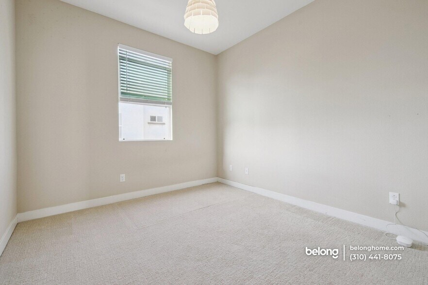 Building Photo - 9212 Joshua Way