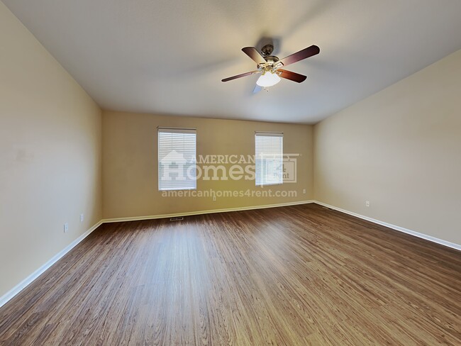 Building Photo - 10745 Kalispell Street