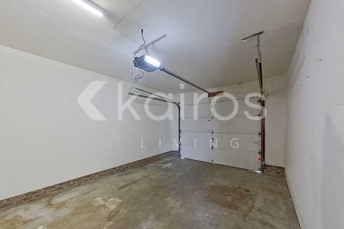 Building Photo - 3216 McCleod Ave