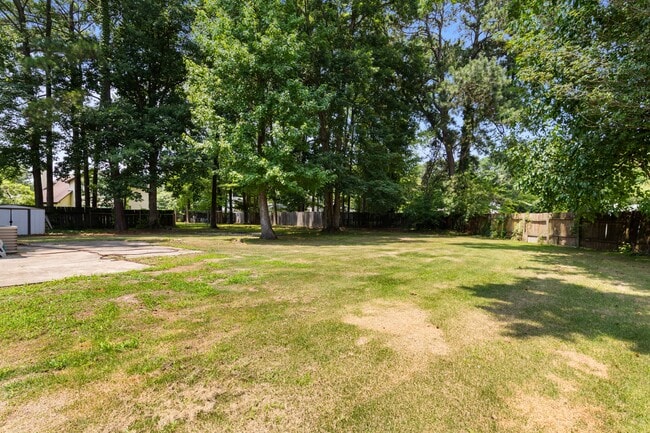 Building Photo - 609 Maxwood Ct