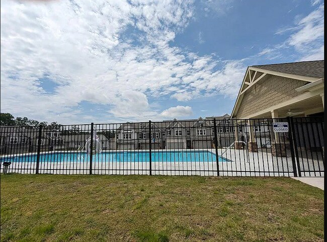 Beautiful Swimming Pool - 2916 Stockholm Way