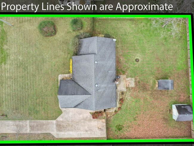 Building Photo - Nice, well-maintained home located on a quiet street in East Limestone.