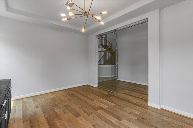 Building Photo - 11 Winter Thicket Pl