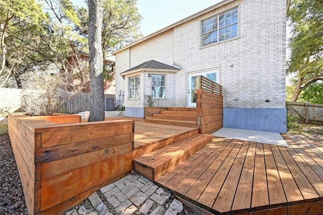 Building Photo - 8139 Evadean Cir