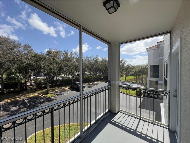 Building Photo - 23710 Walden Center Dr