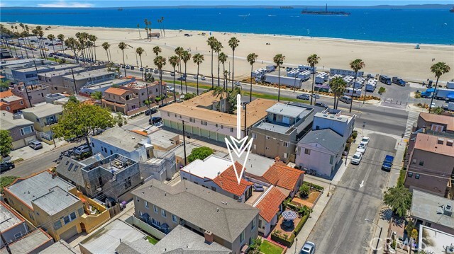 Building Photo - 26 La Verne Ave