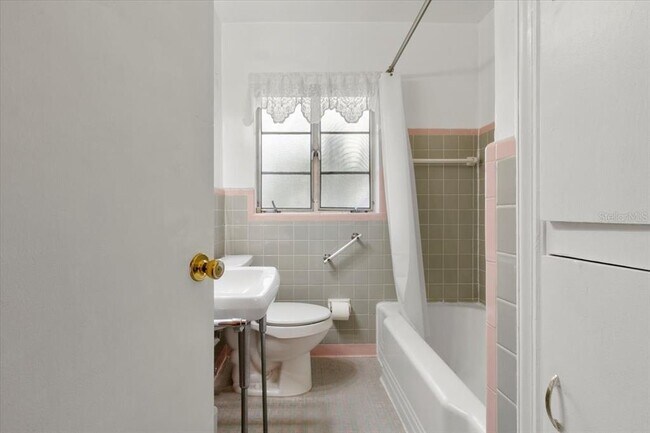 Building Photo - 503 Kilshore Ln