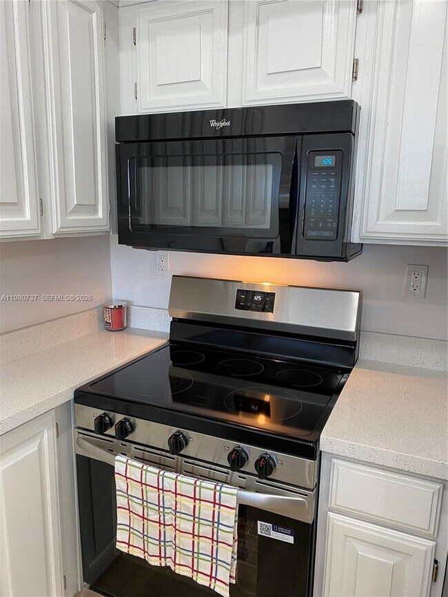 Building Photo - 1280 S Alhambra Cir