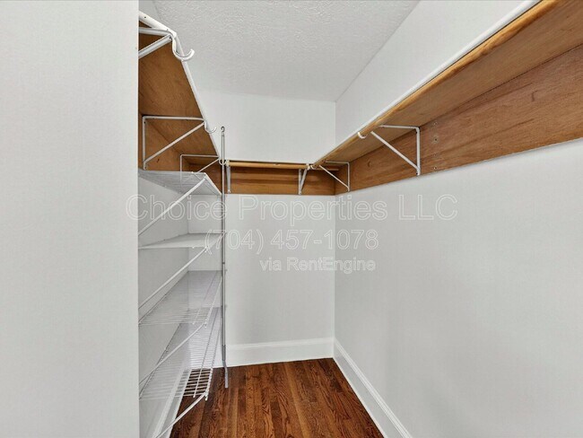 Building Photo - 8413 Red Setter Ln