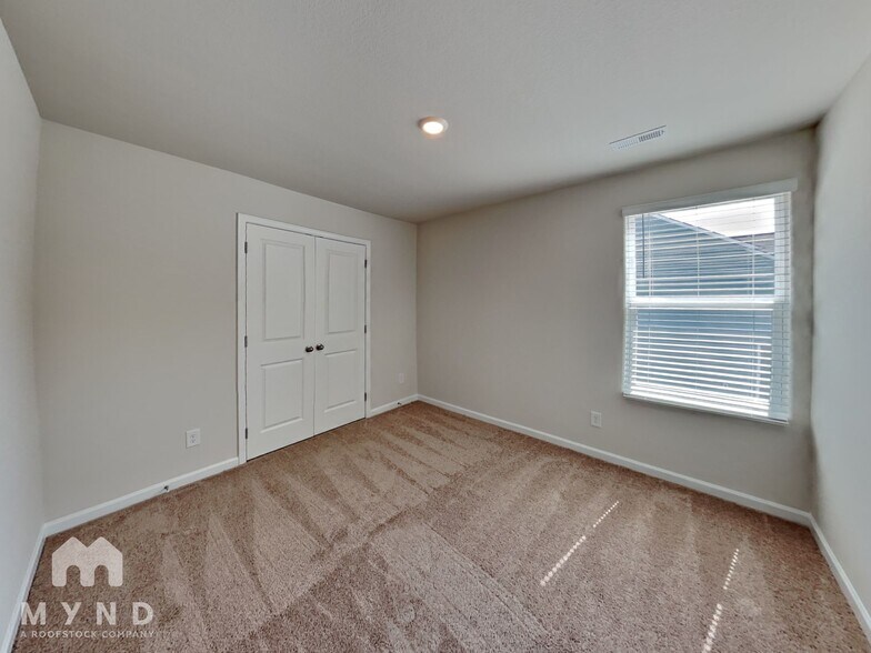 Building Photo - 173 Taverners Ln