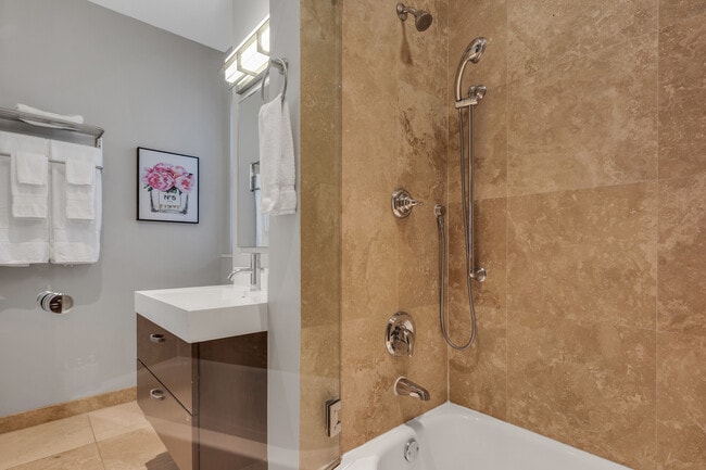 Building Photo - 70 E Walton St