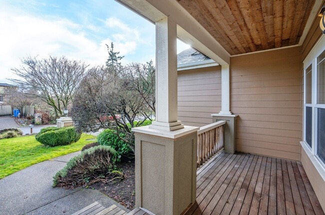 Building Photo - Beautiful Craftsman Home for Rent on Fox Island