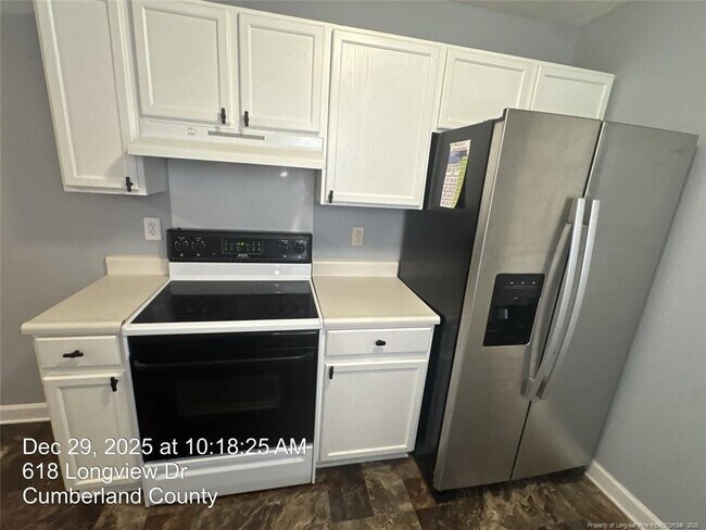 Building Photo - 618 Longview Dr