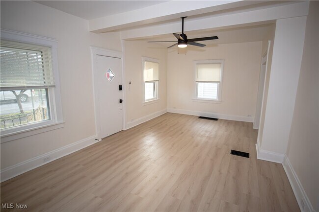 Building Photo - 12412 Sprecher Ave