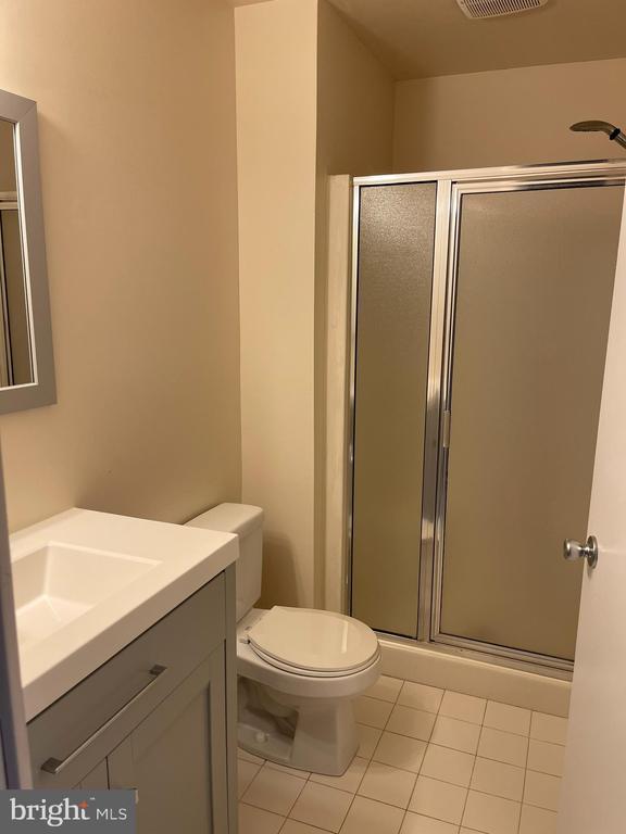 Building Photo - 105 Foxfire Dr