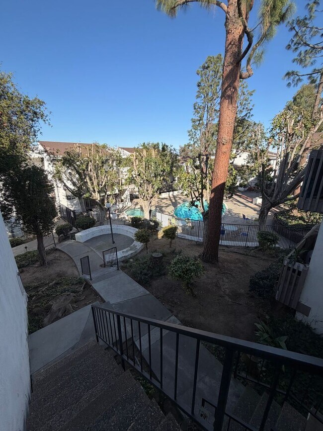 Building Photo - Beautiful Condo in Serene Montebello HOA Community – Pool, Spa & Prime Location