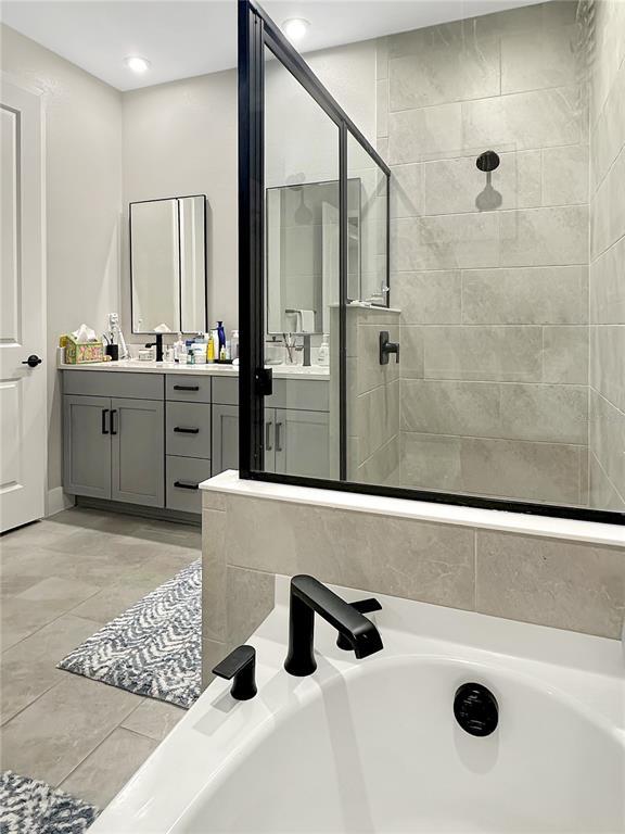 Building Photo - 11965 Bohemian Pl