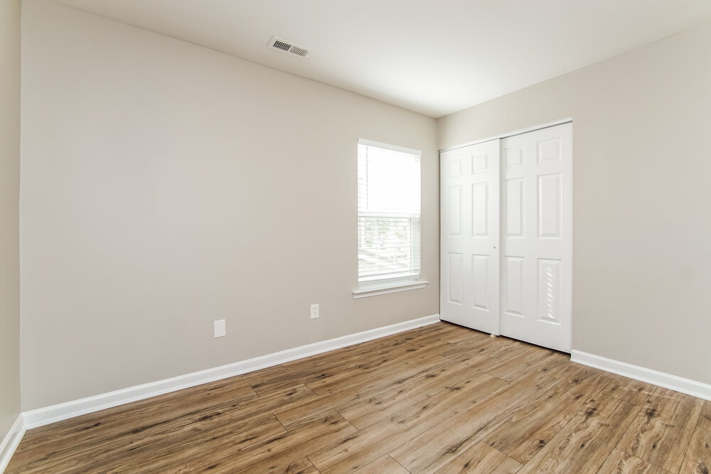 Building Photo - 8890 Elizabeth Bennet Pl