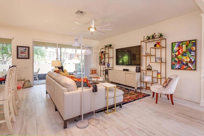 Building Photo - 8556 Vía Bella Notte