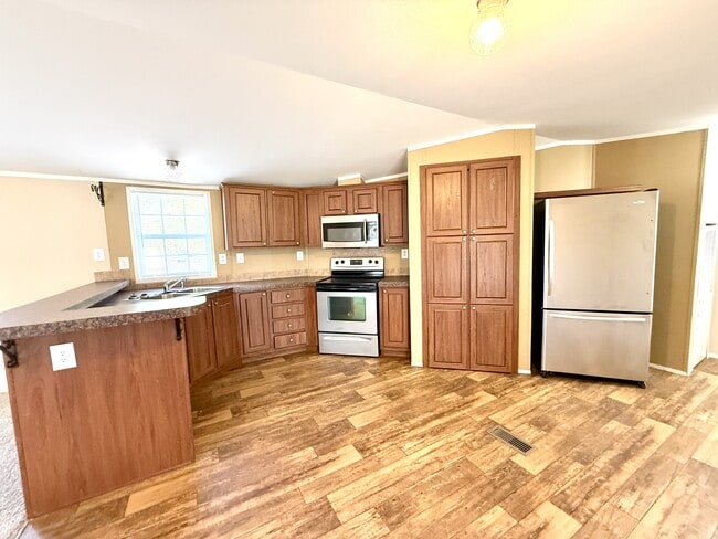 Building Photo - 4323 Greenville Rd