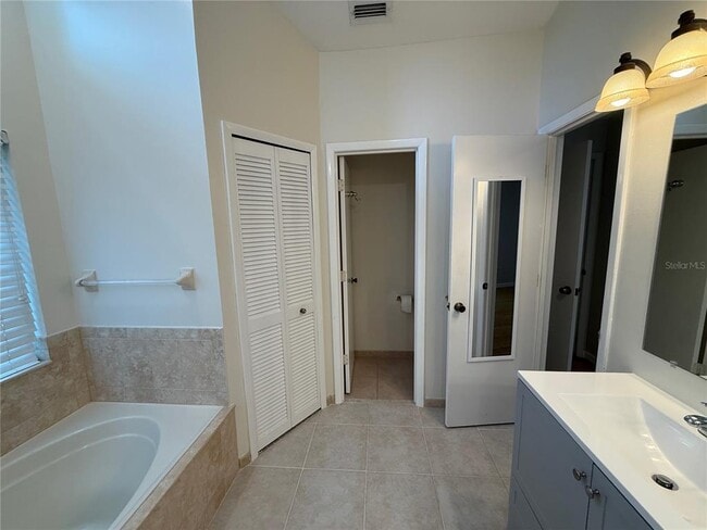 Building Photo - 3367 Buffam Pl