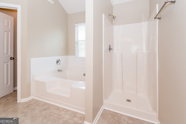 Building Photo - 2616 Micah Dr