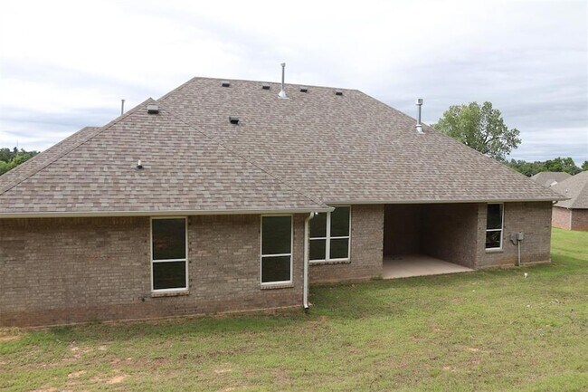 Building Photo - 17876 Salem Rd