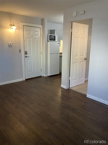 Building Photo - 1717 N Paris St