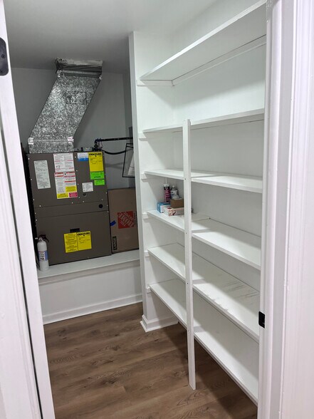 Building Photo - 16140 Clarkson Dr