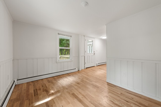 Building Photo - 316 Jinny Hill Rd