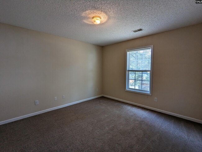 Building Photo - 19 Ironwood Way