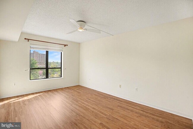 Building Photo - 100 Breyer Dr