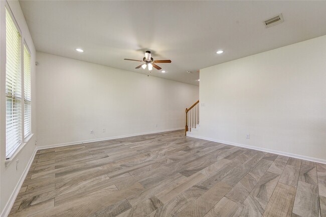 Building Photo - 17021 Wilthorne Gardens Ct