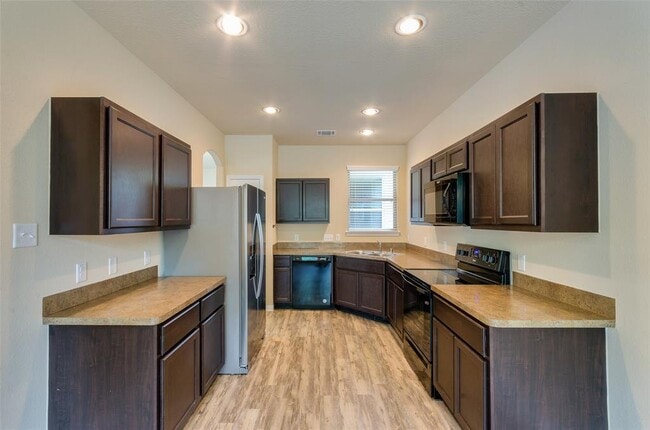 Building Photo - 11817 Mockingbird Ln