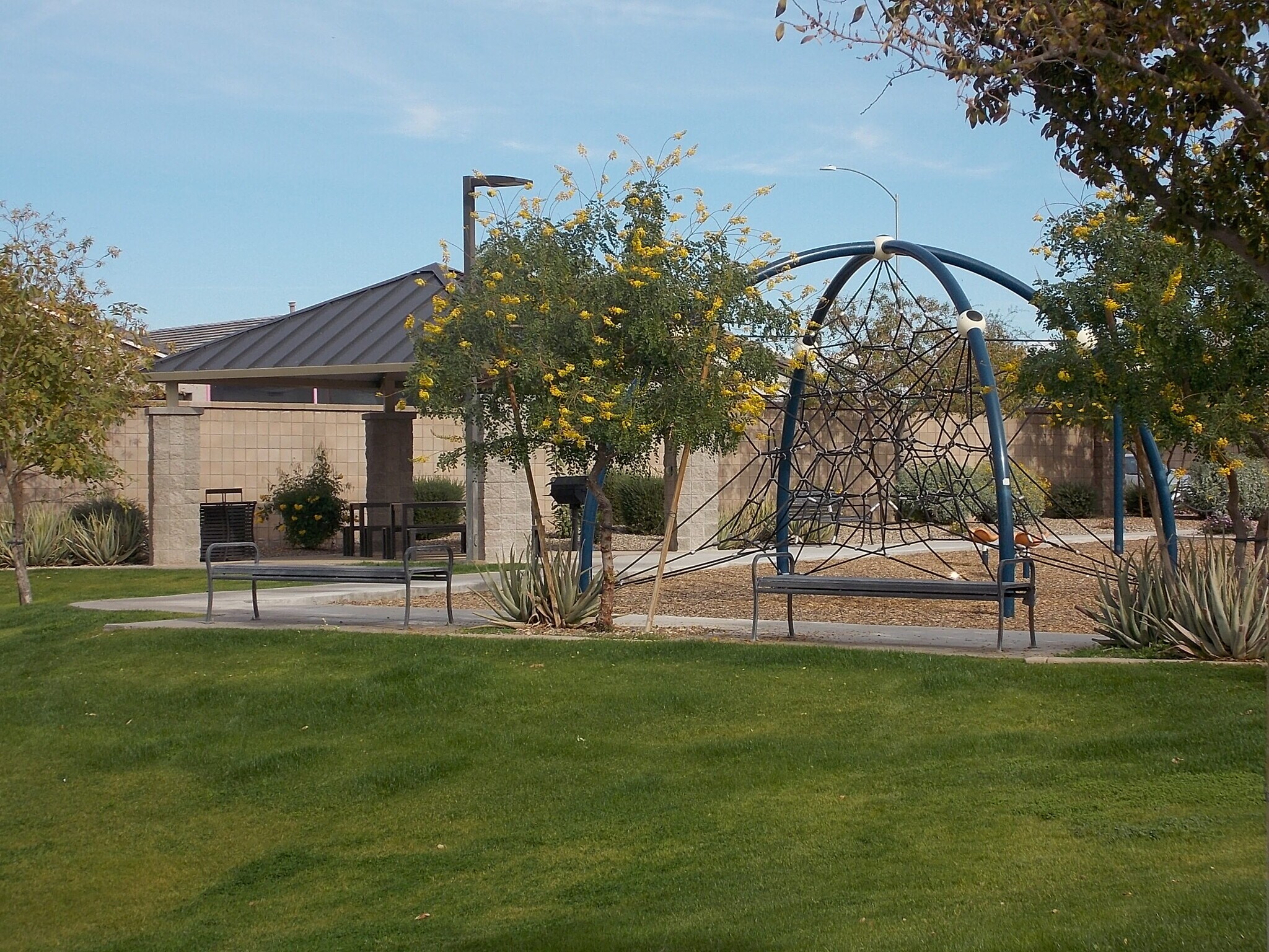 Building Photo - 1863 S 82nd Pl